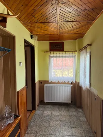 Prodej rodinného domu, Jesenec, 140 m2