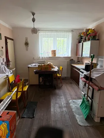 Prodej rodinného domu, Jesenec, 140 m2