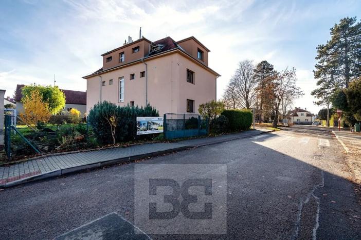 Prodej bytu 2+1, Říčany, nám. Československé armády, 72 m2