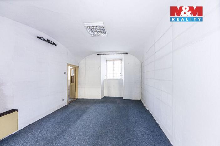 Pronájem obchodního prostoru, Kolín - Kolín III, Legerova, 61 m2