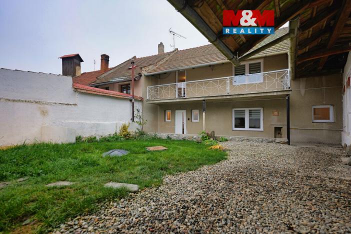 Prodej rodinného domu, Lešany, 160 m2