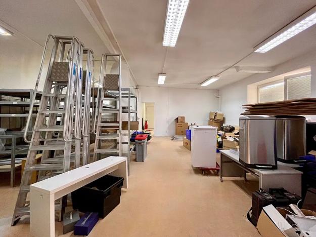 Prodej skladu, Brno, Kaštanová, 1806 m2