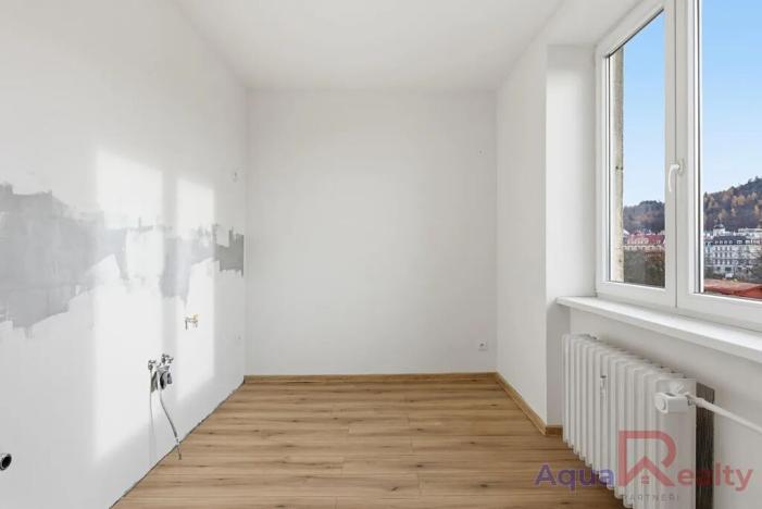 Prodej bytu 2+1, Karlovy Vary, Šmeralova, 51 m2