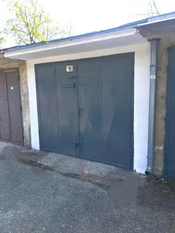 Pronájem garáže, Terezín, 20 m2