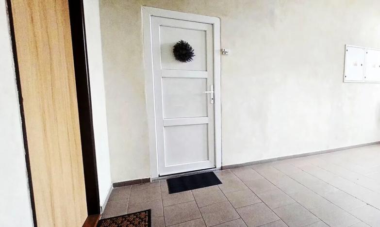 Prodej bytu 3+1, Zákolany, 82 m2