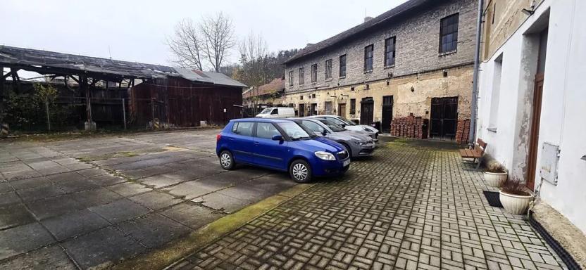 Prodej bytu 3+1, Zákolany, 82 m2