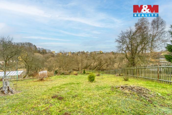 Prodej zahrady, Bochov, 878 m2