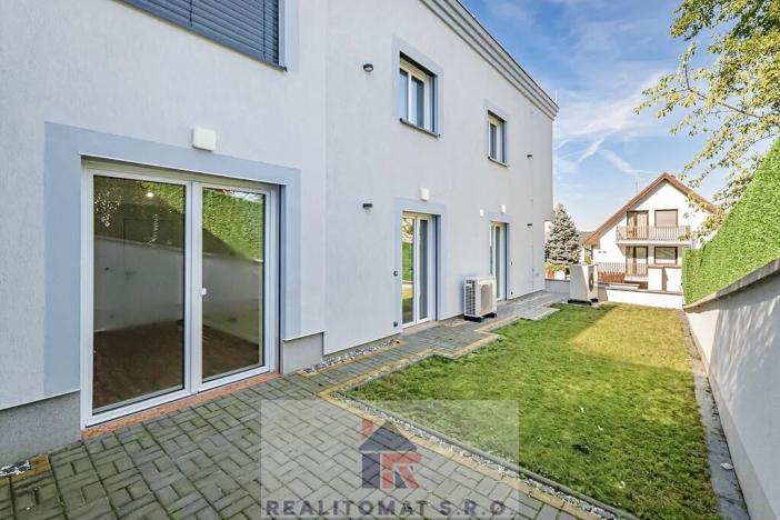 Prodej bytu 4+kk, Praha - Komořany, Pod lesem, 127 m2