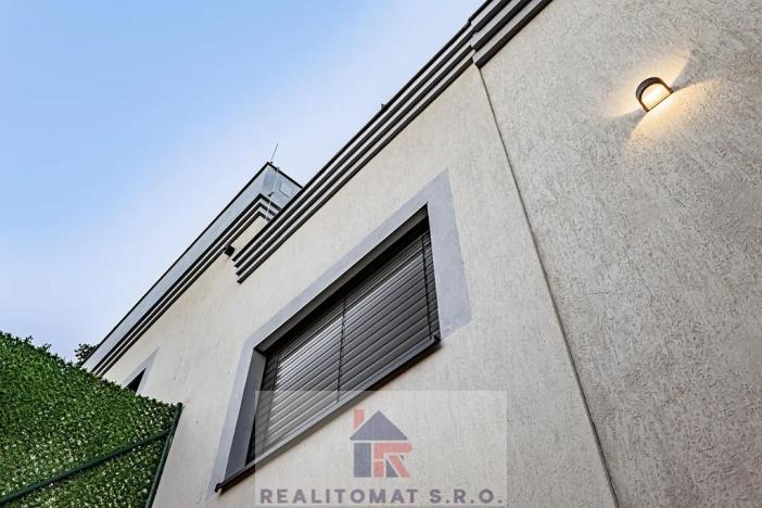 Prodej bytu 4+kk, Praha - Komořany, Pod lesem, 127 m2