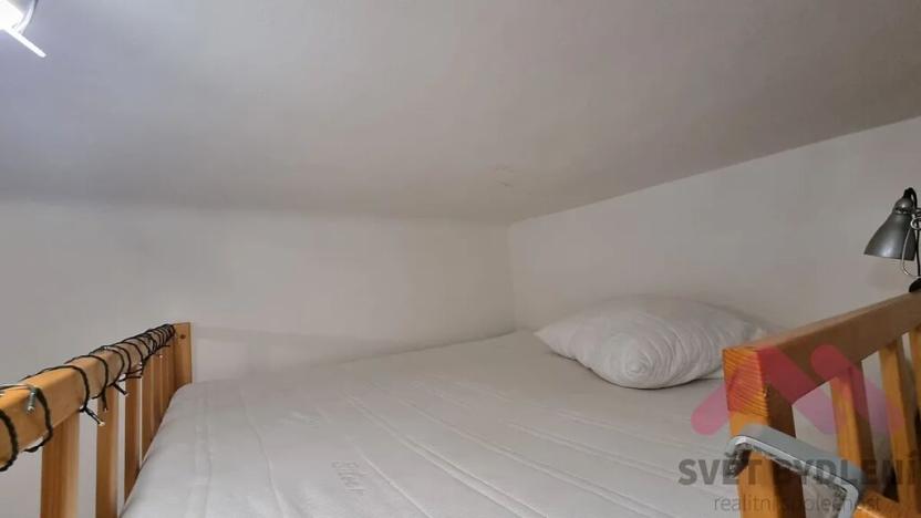 Pronájem bytu 1+kk, Praha - Žižkov, Jagellonská, 35 m2