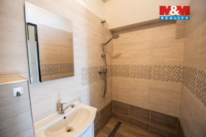 Pronájem bytu 4+kk, Pardubice - Svítkov, U Trojice, 81 m2