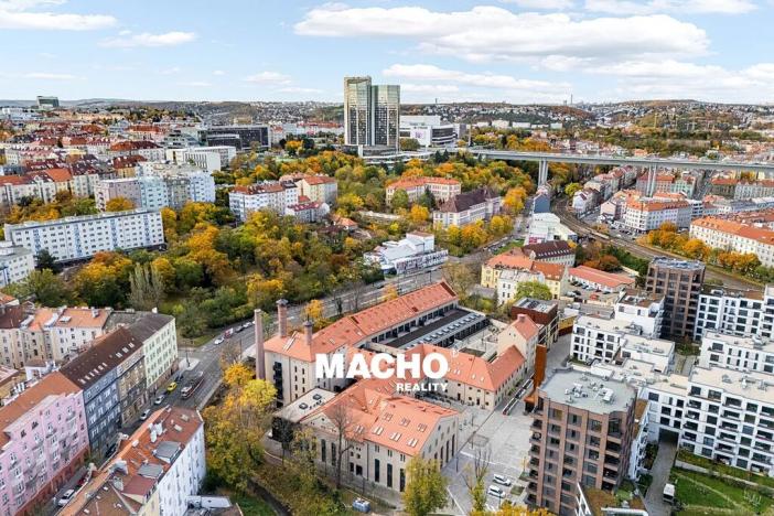 Pronájem bytu 1+kk, Praha, Bělehradská, 26 m2