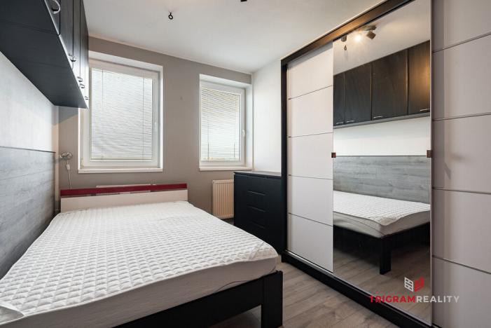 Pronájem bytu 2+kk, Hradec Králové - Třebeš, Ve Stromovce, 59 m2