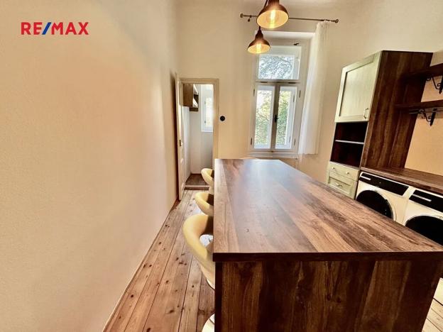 Pronájem bytu 3+1, Praha - Vinohrady, Slezská, 97 m2