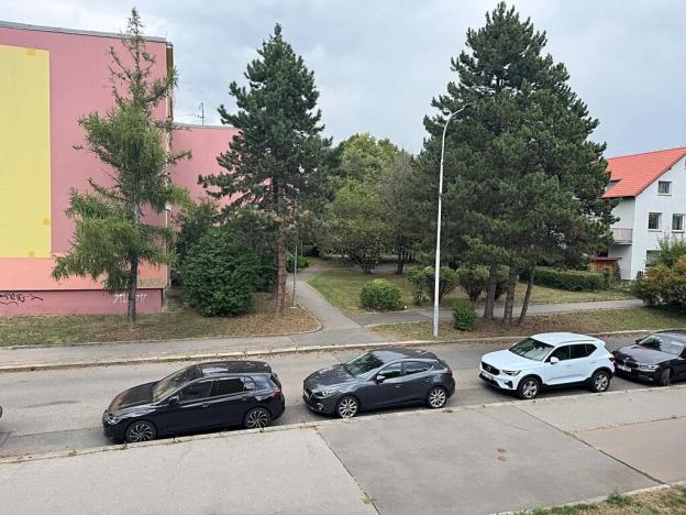 Prodej bytu 1+kk, Praha - Hostivař, Azalková, 24 m2