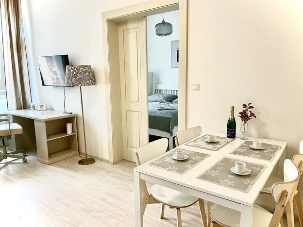 Pronájem bytu 2+kk, Praha - Nové Město, Legerova, 45 m2