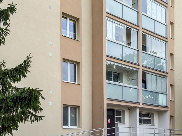 Prodej bytu 3+1, Říčany, Komenského náměstí, 62 m2