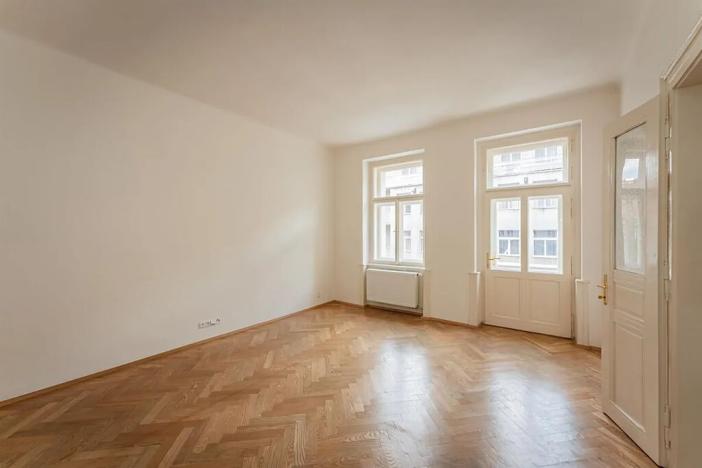 Pronájem bytu 2+kk, Praha - Nové Město, Lípová, 61 m2