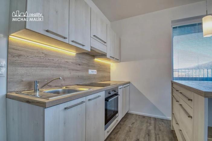 Prodej bytu 1+kk, Hranice, Pod Nemocnicí, 39 m2