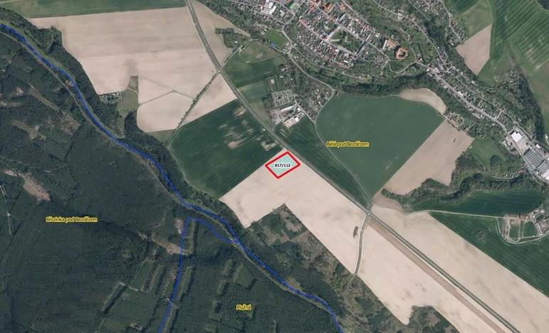 Prodej podílu pole, Bělá pod Bezdězem, 4095 m2