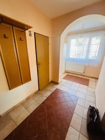 Pronájem rodinného domu, Jesenice, K Belnici, 90 m2