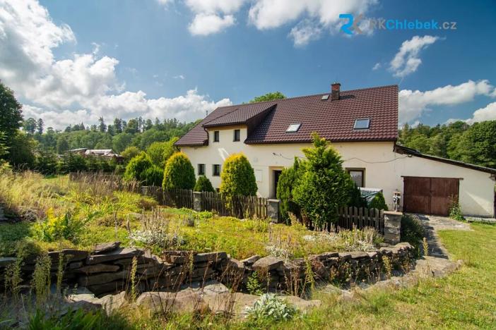 Prodej rodinného domu, Lomnice, 180 m2