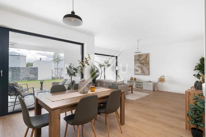 Prodej rodinného domu, Praha - Lysolaje, K Housličkám, 250 m2