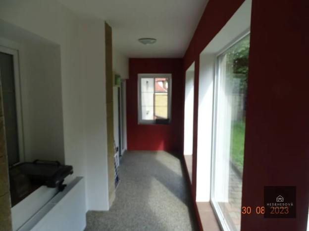 Prodej bytu 3+1, Zbuzany, U Kovárny, 100 m2