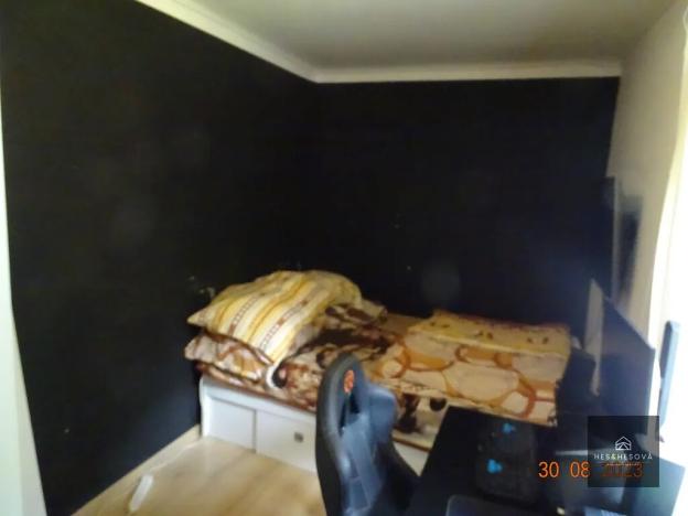 Prodej bytu 3+1, Zbuzany, U Kovárny, 100 m2