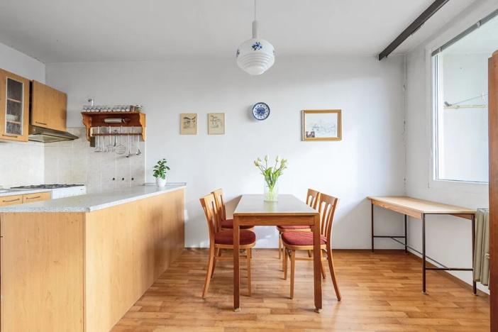 Prodej bytu 3+1, Praha - Kobylisy, Mirovická, 74 m2