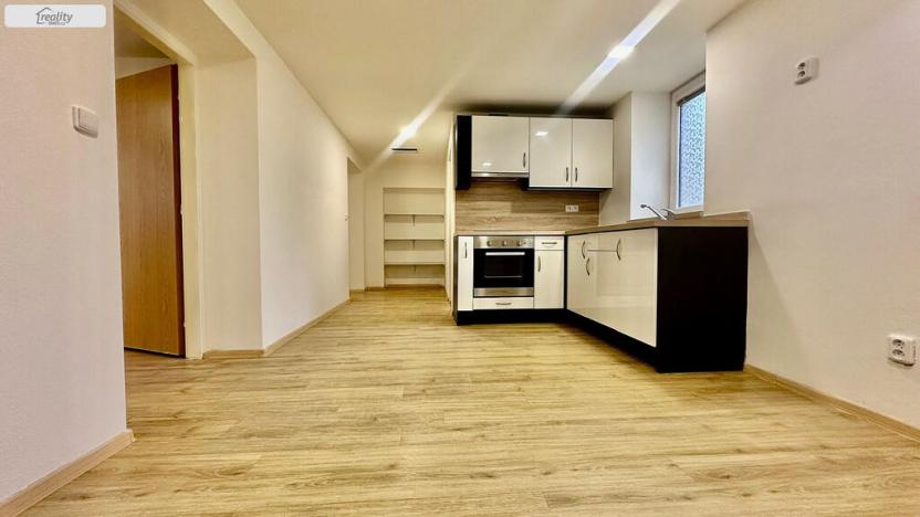 Prodej bytu 2+1, Brno - Komárov, Slunná, 59 m2