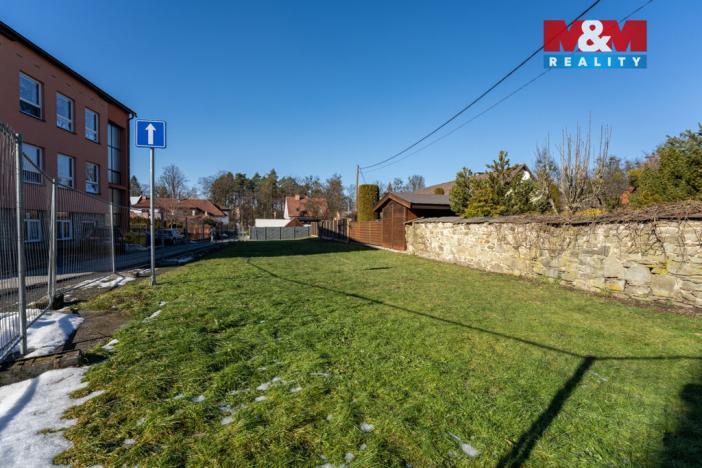 Prodej obchodního prostoru, Rožnov pod Radhoštěm, Masarykovo náměstí, 670 m2