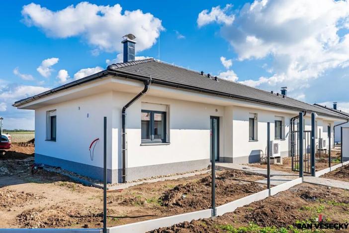 Prodej rodinného domu, Býkev, 87 m2