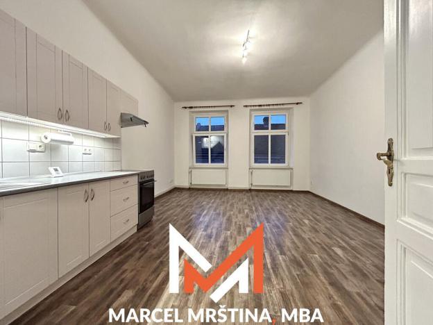 Pronájem bytu 2+kk, Hronov, T. G. Masaryka, 51 m2