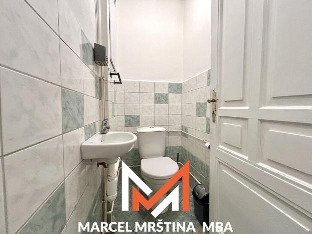 Pronájem bytu 2+kk, Hronov, T. G. Masaryka, 51 m2