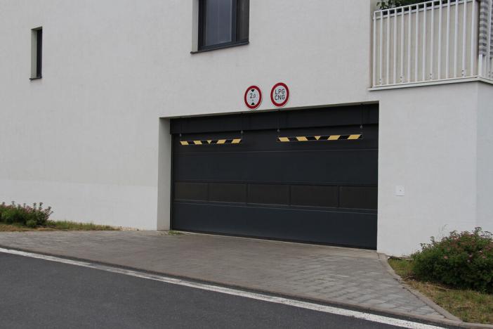 Pronájem skladu, Praha - Vysočany, Strnadových, 2 m2