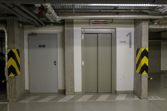 Pronájem skladu, Praha - Hlubočepy, Geologická