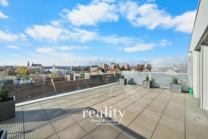 Pronájem bytu 3+kk, Znojmo, Jarošova, 84 m2