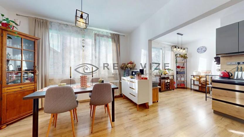 Prodej bytu 2+1, České Budějovice, J. Opletala, 62 m2