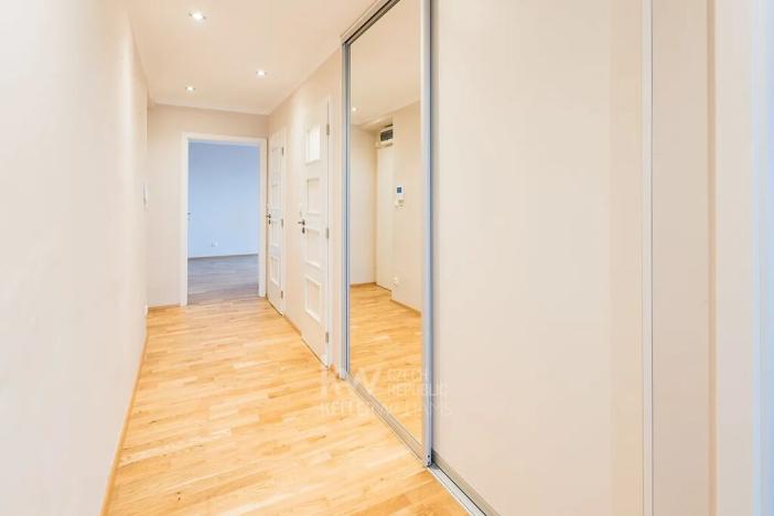 Pronájem bytu 3+kk, Praha - Břevnov, Na Petřinách, 62 m2