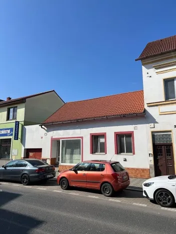 Prodej komerční nemovitosti, Čelákovice, Masarykova, 156 m2