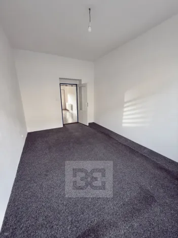 Pronájem bytu 3+1, Slaný, Brožovského, 90 m2