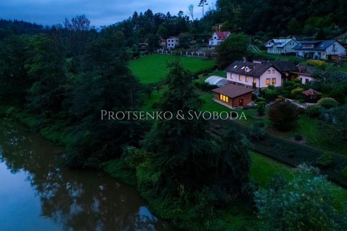 Prodej rodinného domu, Ledečko, 257 m2