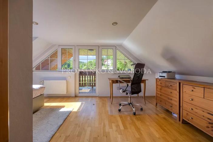 Prodej rodinného domu, Ledečko, 257 m2