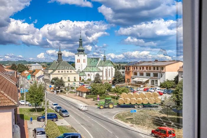 Prodej ubytování, Křižanov, Benešovo náměstí, 530 m2