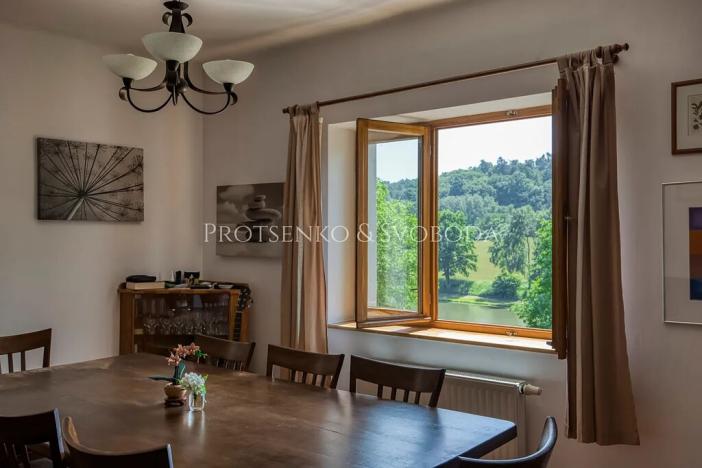 Prodej vícegeneračního domu, Mnichovice, Nad rybníkem, 312 m2