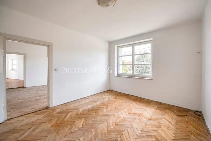 Prodej kanceláře, Křižanov, Benešovo náměstí, 530 m2