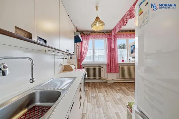 Prodej bytu 3+1, Maletín, 77 m2