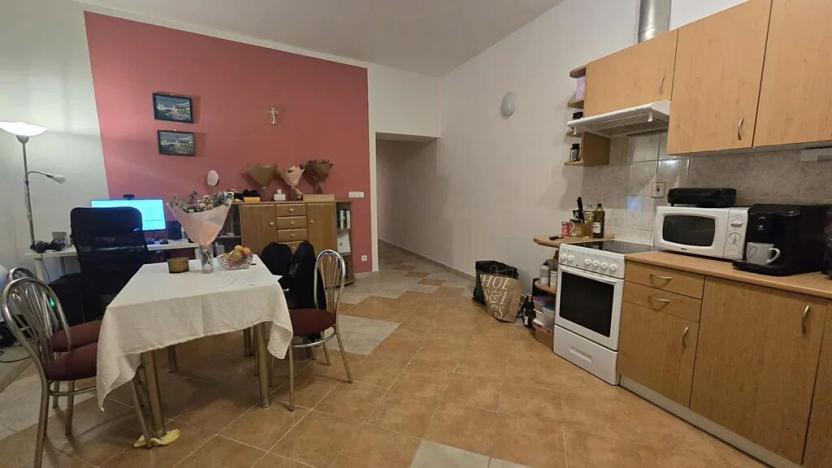 Pronájem bytu 2+kk, Olomouc, Dolní náměstí, 60 m2