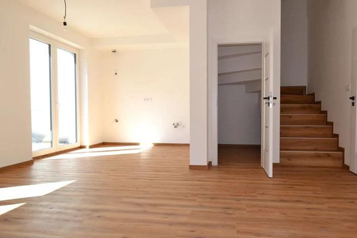 Prodej rodinného domu, Jenišov, Slunná, 117 m2